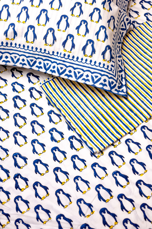 Waddle Dreams 100% Cotton Handblock Printed Fitted sheet with Pillow covers