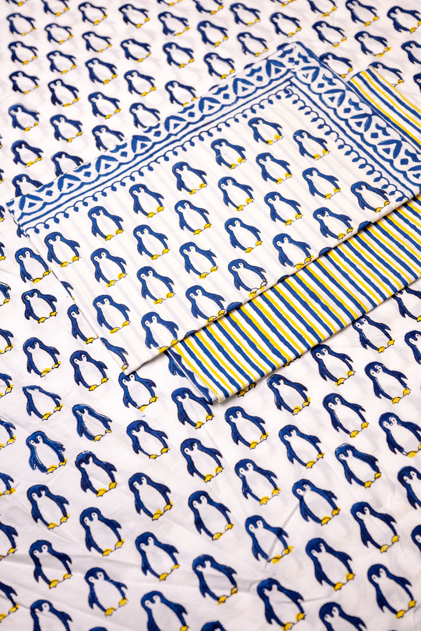 Waddle Dreams 100% Cotton Handblock Printed Fitted sheet with Pillow covers
