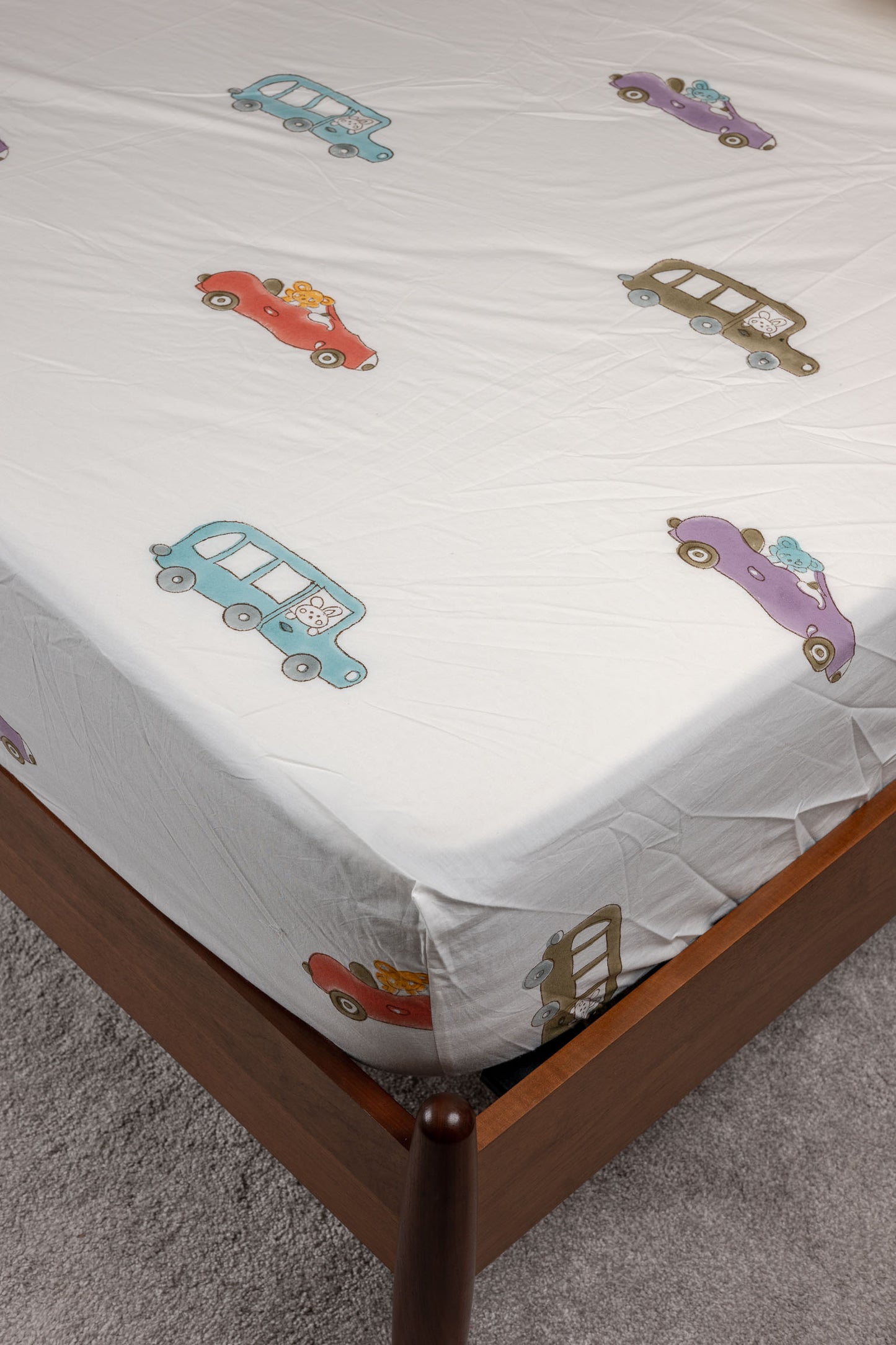 Snuggle Wheels 100% Cotton Handblock Printed Fitted sheet with Pillow covers