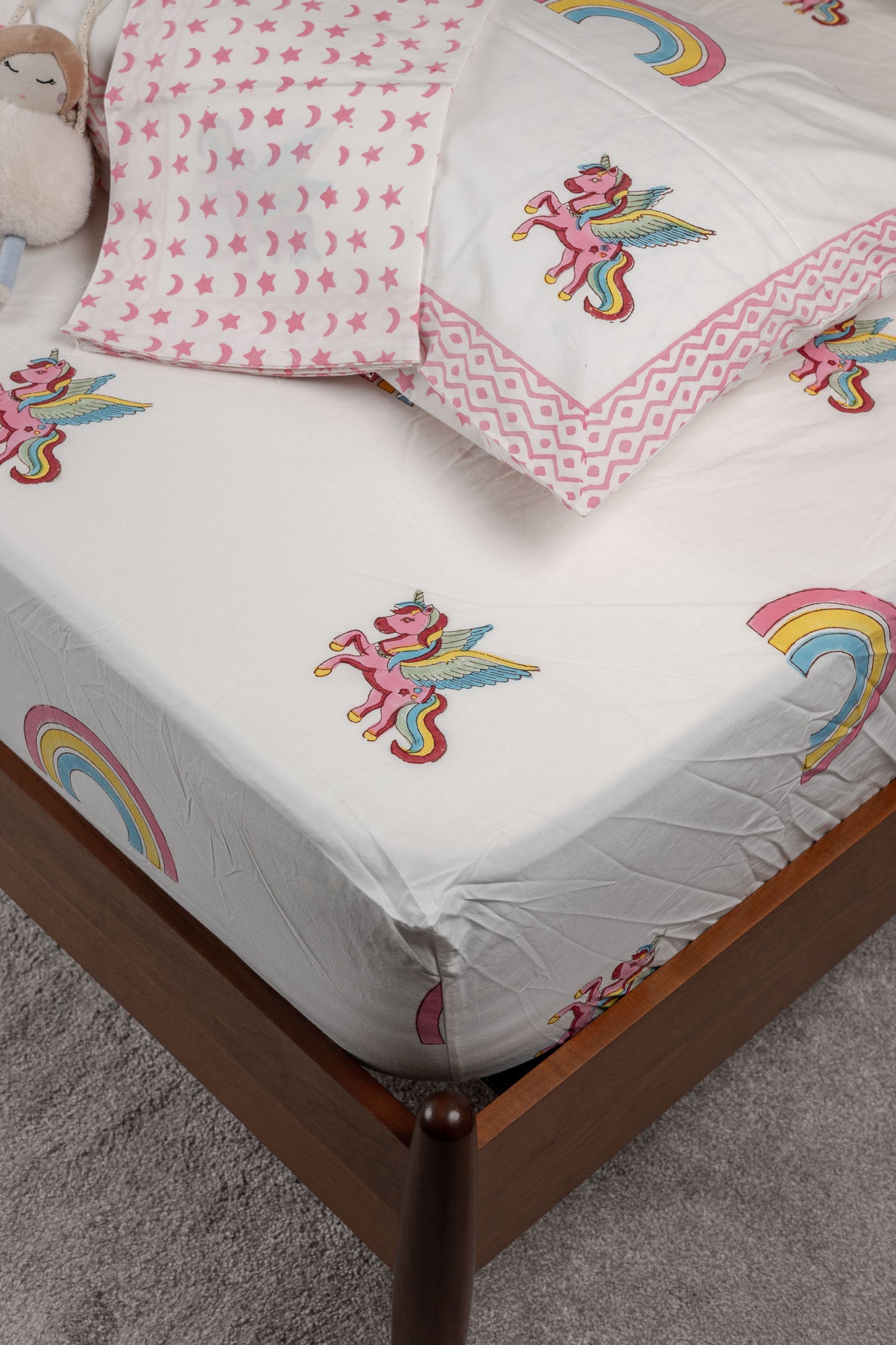 Rainbow Dreams 100% Cotton Handblock Printed Fitted sheet with Pillow covers
