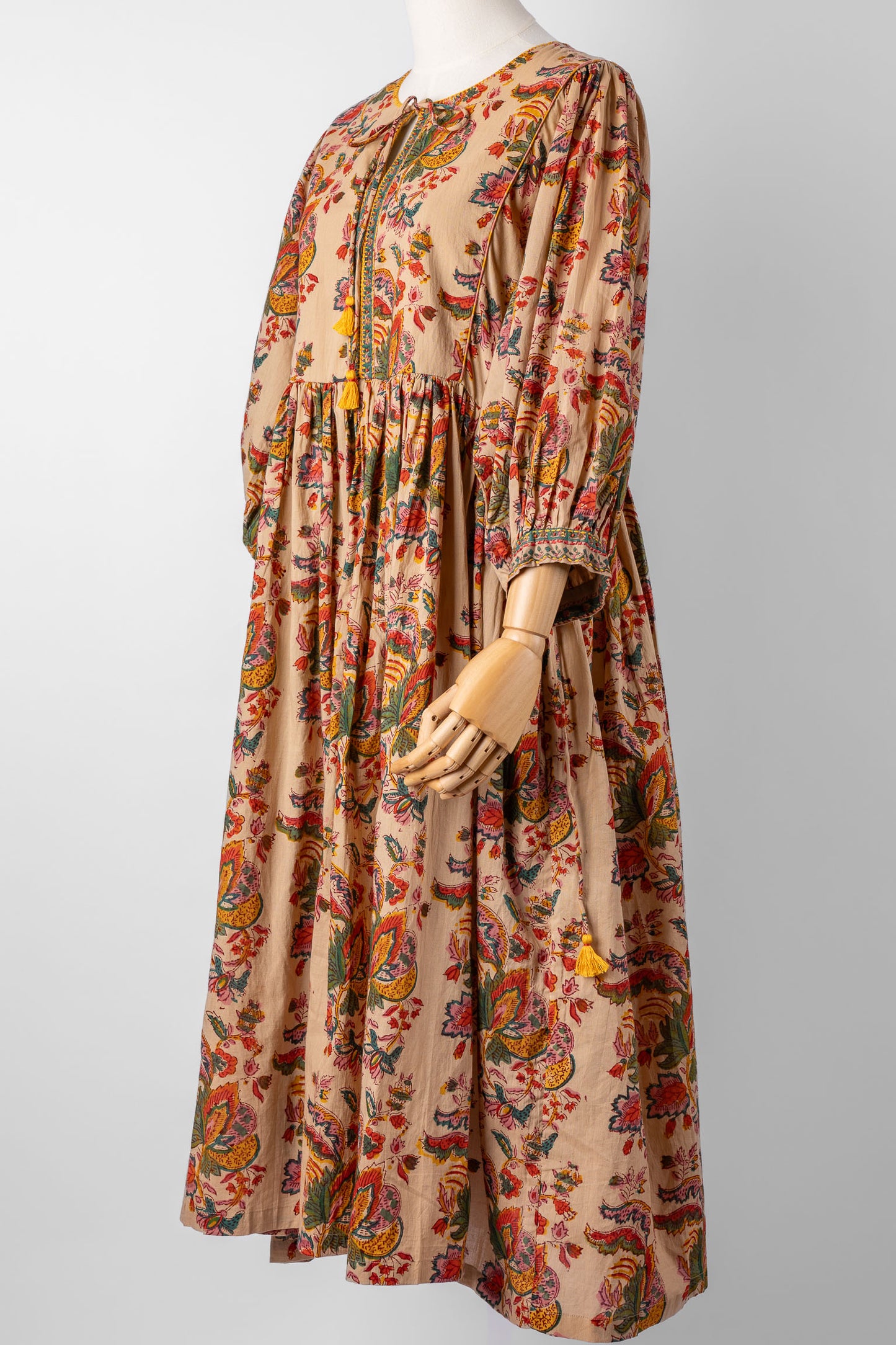 Clove Midi Dress